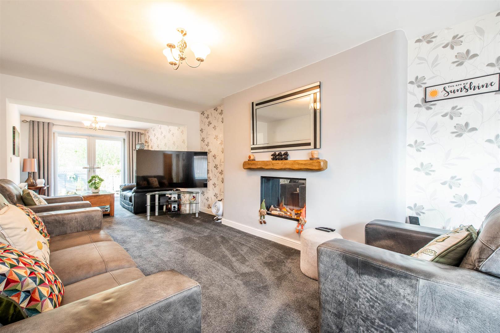 4 bed property in Manchester Road, Manchester
